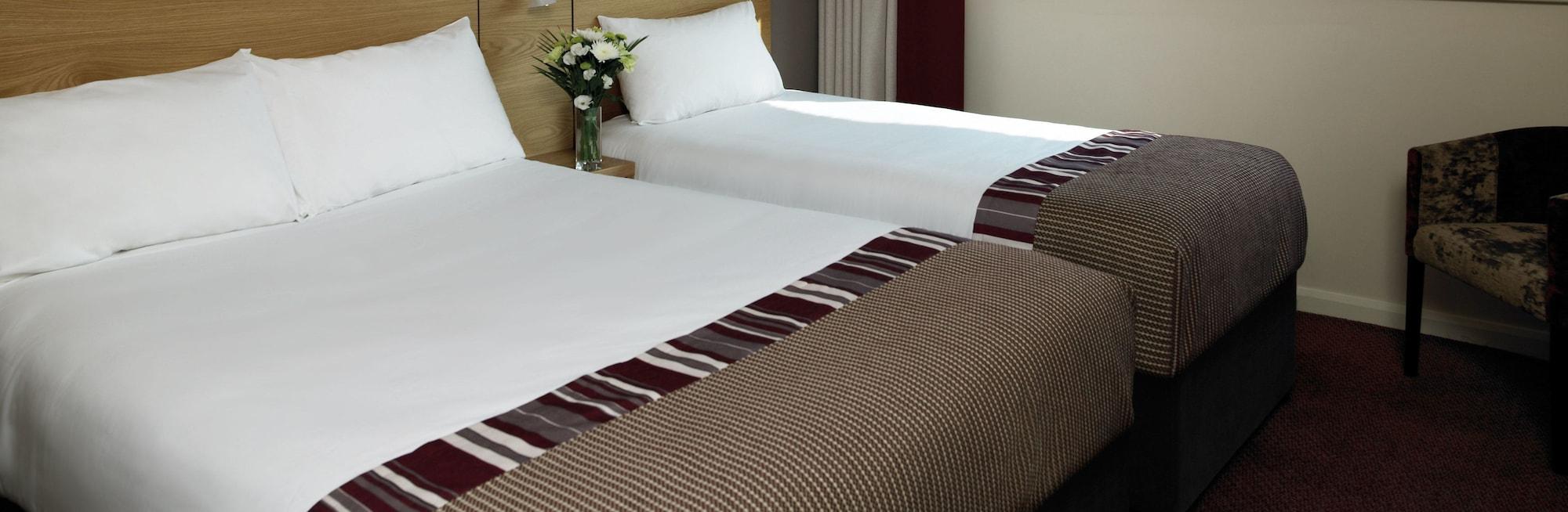 Leonardo Hotel Derby Bagian luar foto