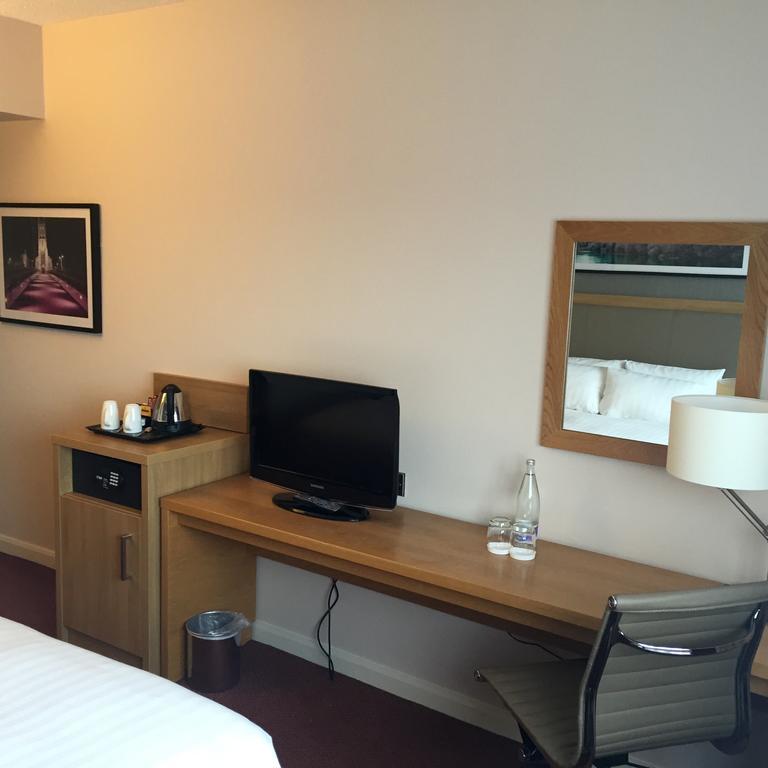 Leonardo Hotel Derby Bagian luar foto