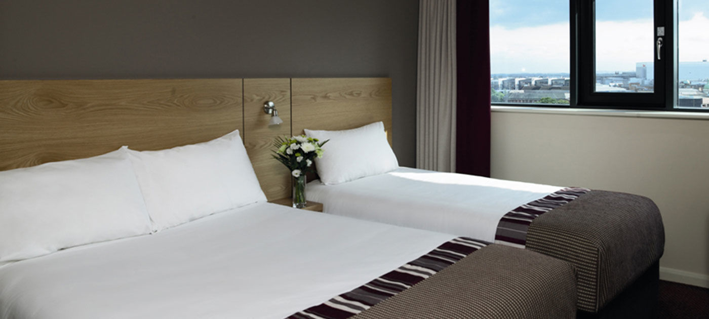 Leonardo Hotel Derby Bagian luar foto